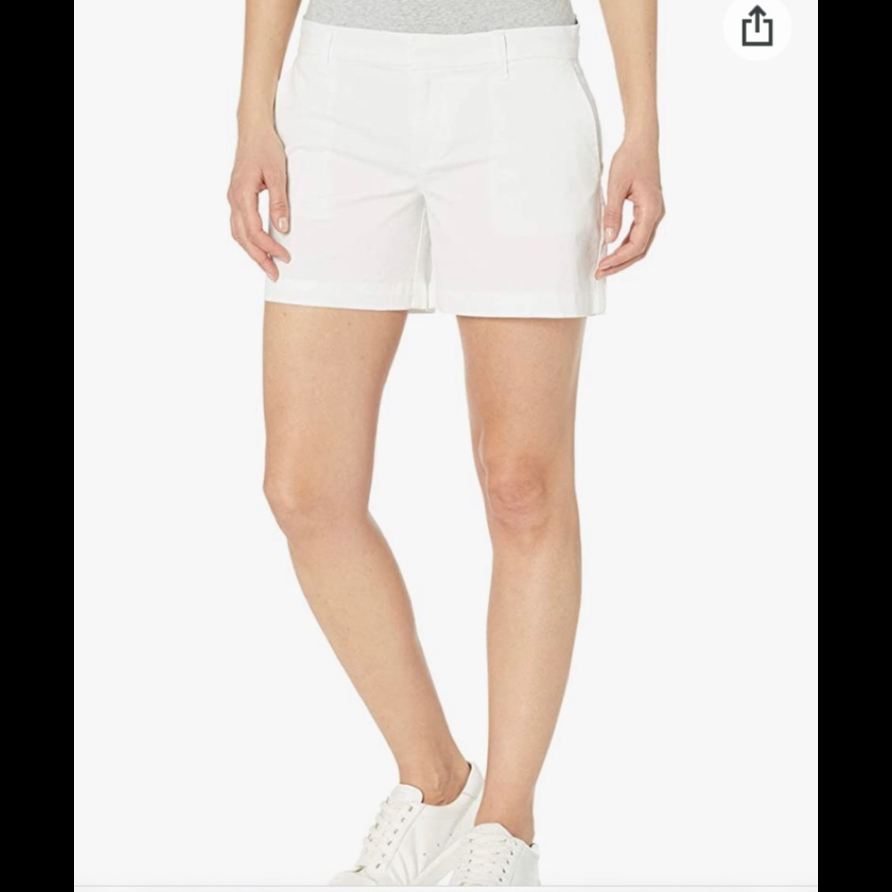 Tommy Hilfiger Classic White Flat Front Chino Casual Preppy Shorts